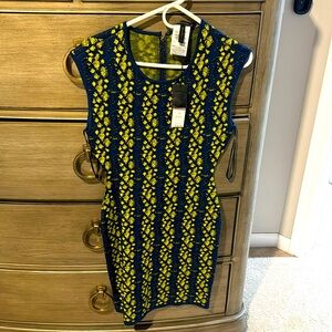 BCBG dress bodycon style. NWT never worn. Blue and yellow pattern